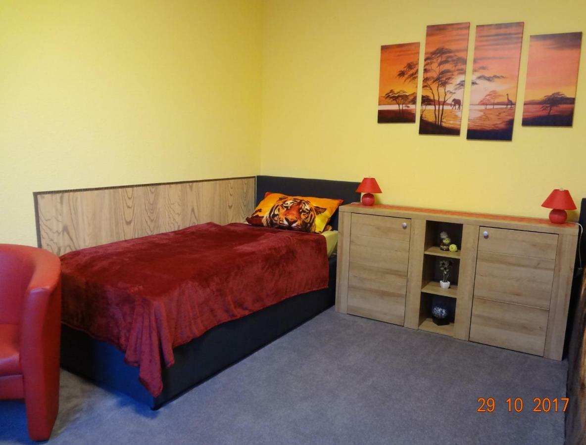 Ferienwohnung Direkt In Ilmenau Exterior foto